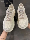 High-quality, fashionable and trendy new women's shoes, white sports shoes details Picture